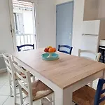 Centre Tout-a-pied Lumineux 2 1 A 6 Pers Apartamento Pornic