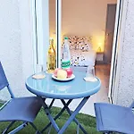 Centre Tout-a-pied Lumineux 2 1 A 6 Pers Pornic